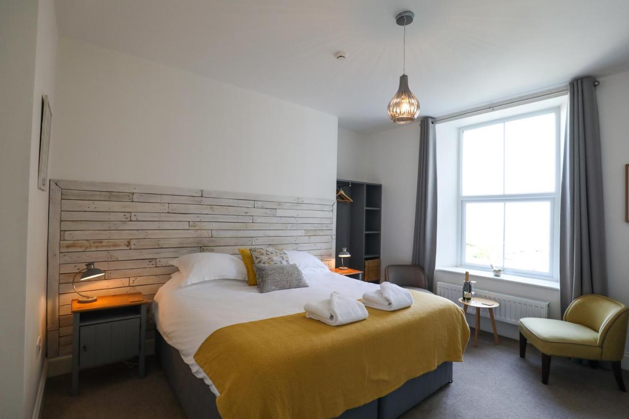 Bed and Breakfast The Belfry Уитби Экстерьер фото